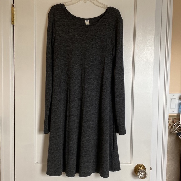 Old Navy Dark Gray Long Sleeve Dress - SP - 17” pit to pit / 37” Long - Picture 2 of 4